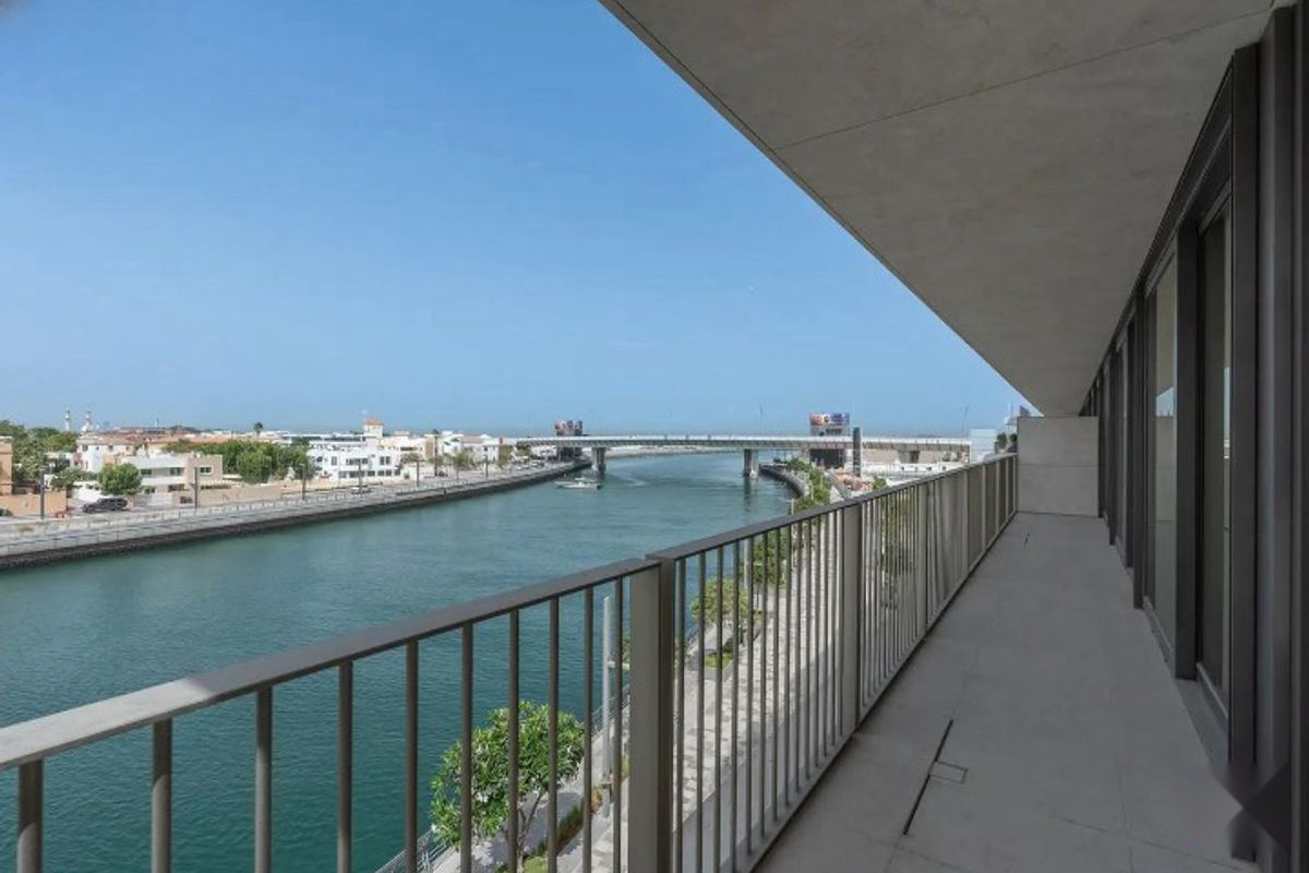 3-Bedroom Apartment for Rent in Jumeirah Second
