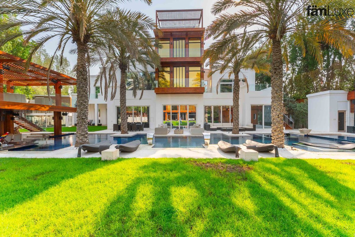 10-Bedroom Villa for Rent in Al Barari