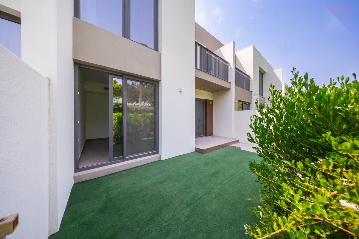 3-Bedroom Townhouse for Rent in Tilal Al Ghaf