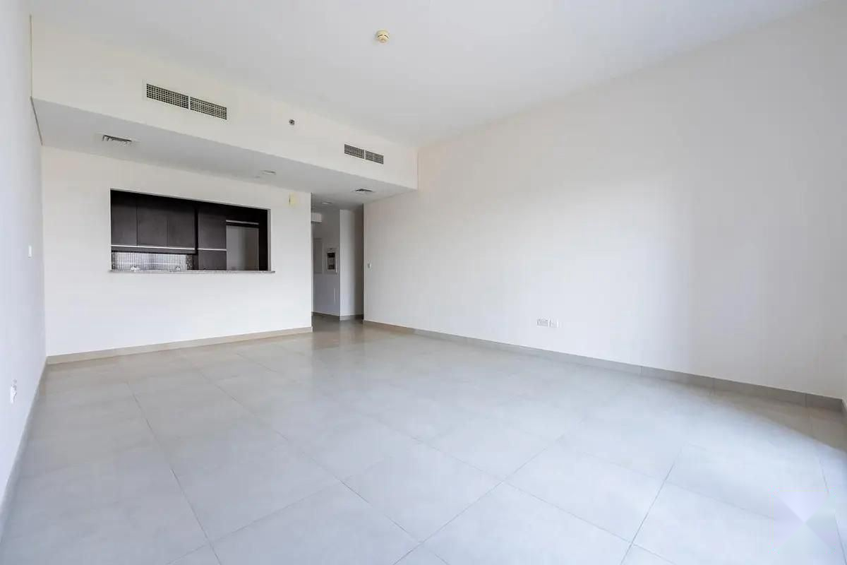 1-Bedroom Apartment for Sale in Motor City