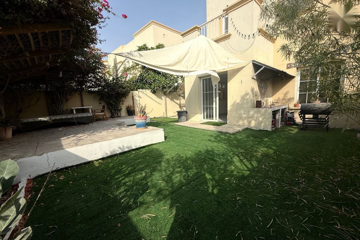2-Bedroom Villa for Rent in Emirates Living