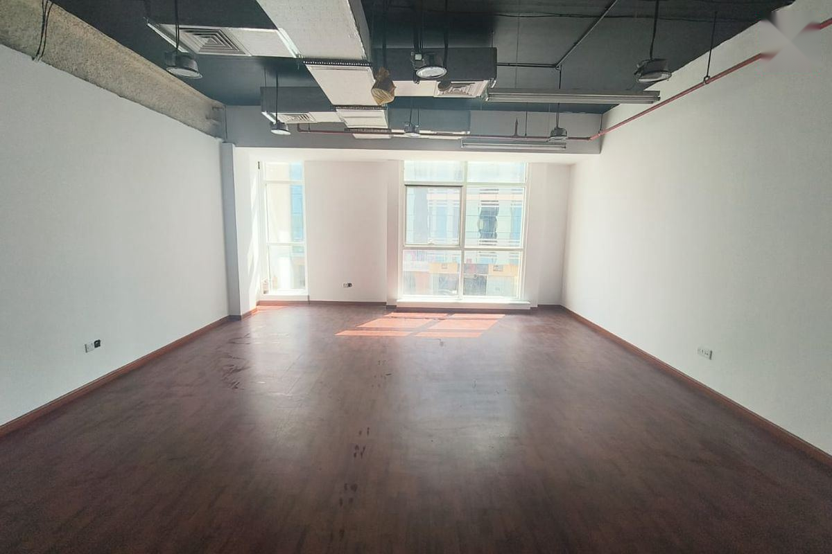 Office for Sale in Arjan