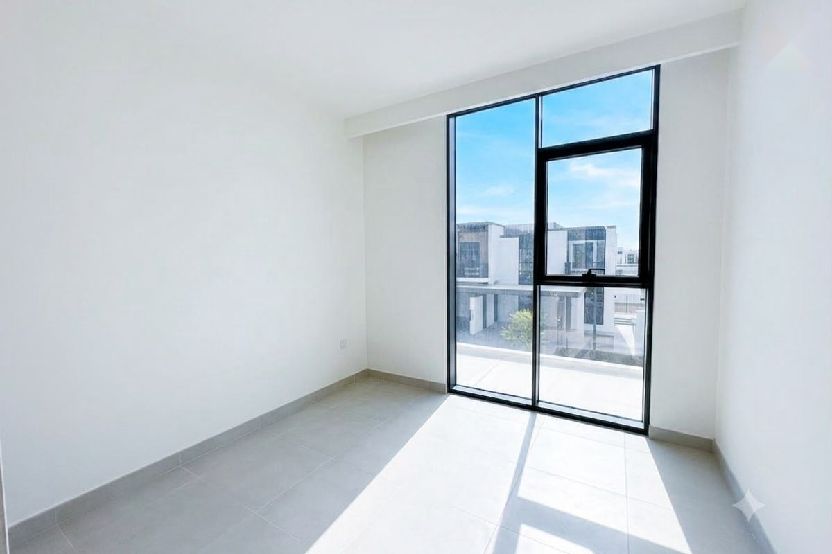 3-Bedroom Townhouse for Rent in Wadi Al Safa 5